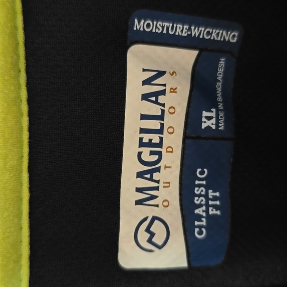 Magellan Outdoors Pullover Shirt with Front Top Zip - XL - Black Camo-Hunt Gear - Picture 2 of 3